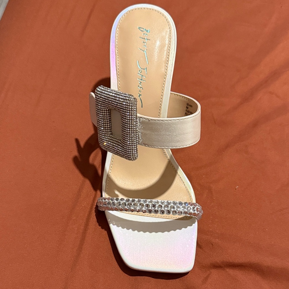 Betsey Johnson Cream Rhinestone Heels - Picture 1 of 2